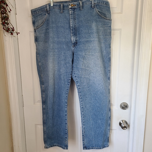 (884) Rustler Men's Relaxed Fit Straight Leg Jeans, Size: 46 Waist Color: Blue - Picture 4 of 14